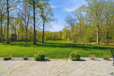 61 Mystic Road North Stonington CT 06359