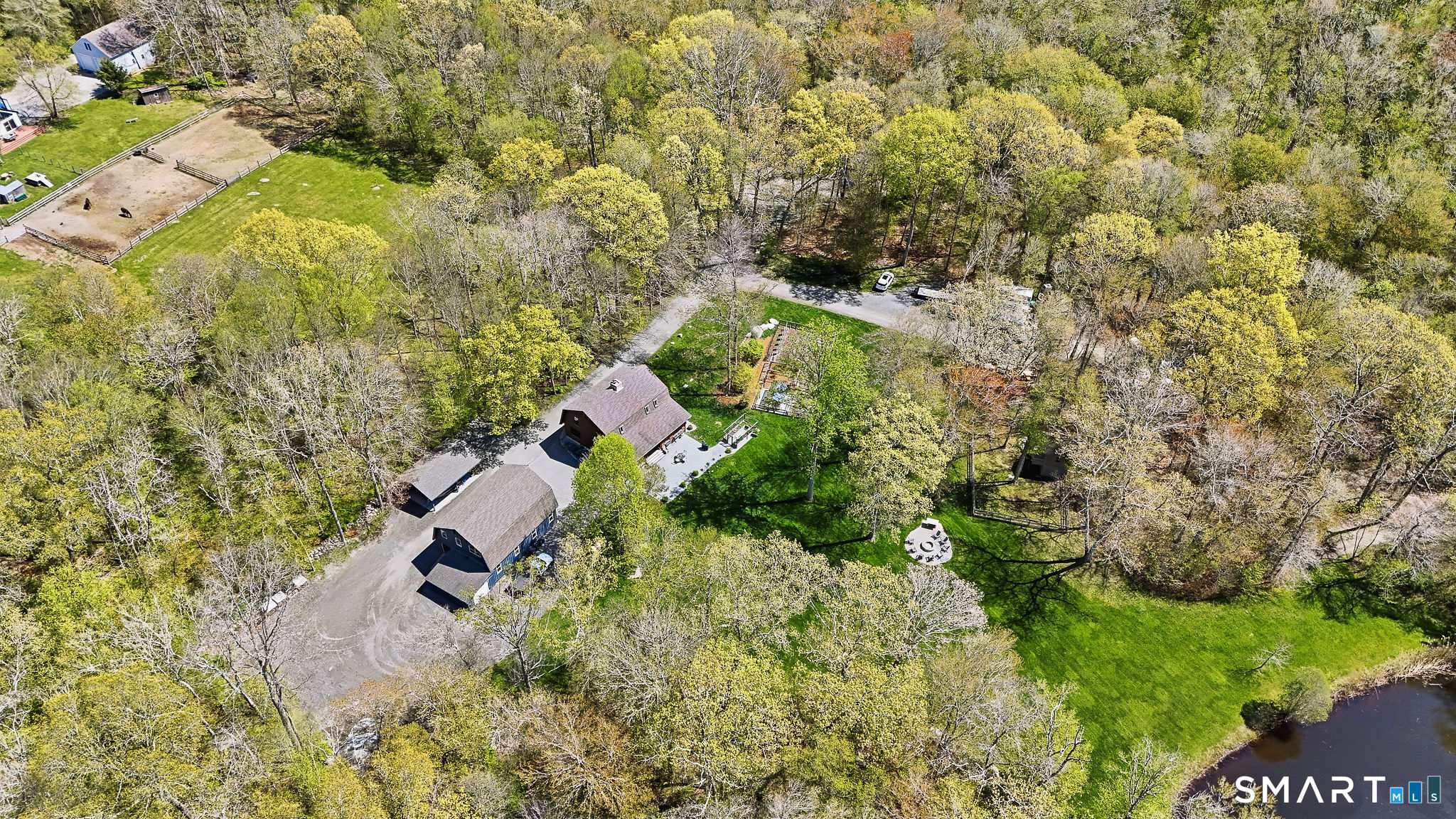 61 Mystic Road North Stonington CT 06359