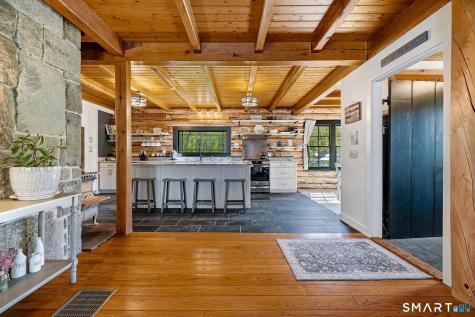 61 Mystic Road North Stonington CT 06359
