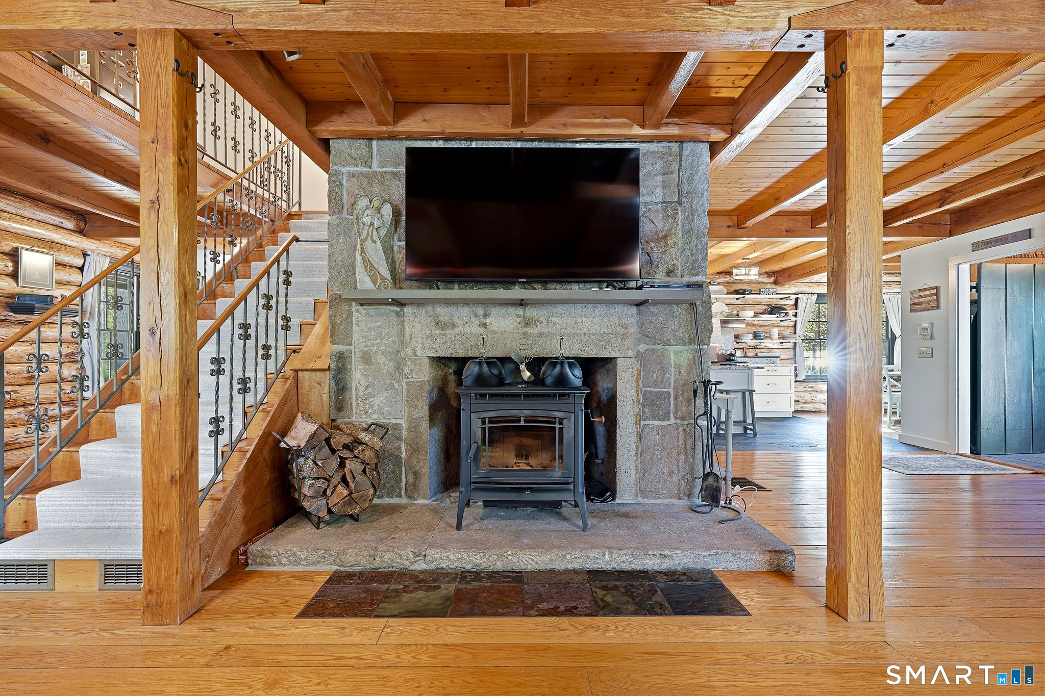 61 Mystic Road North Stonington CT 06359