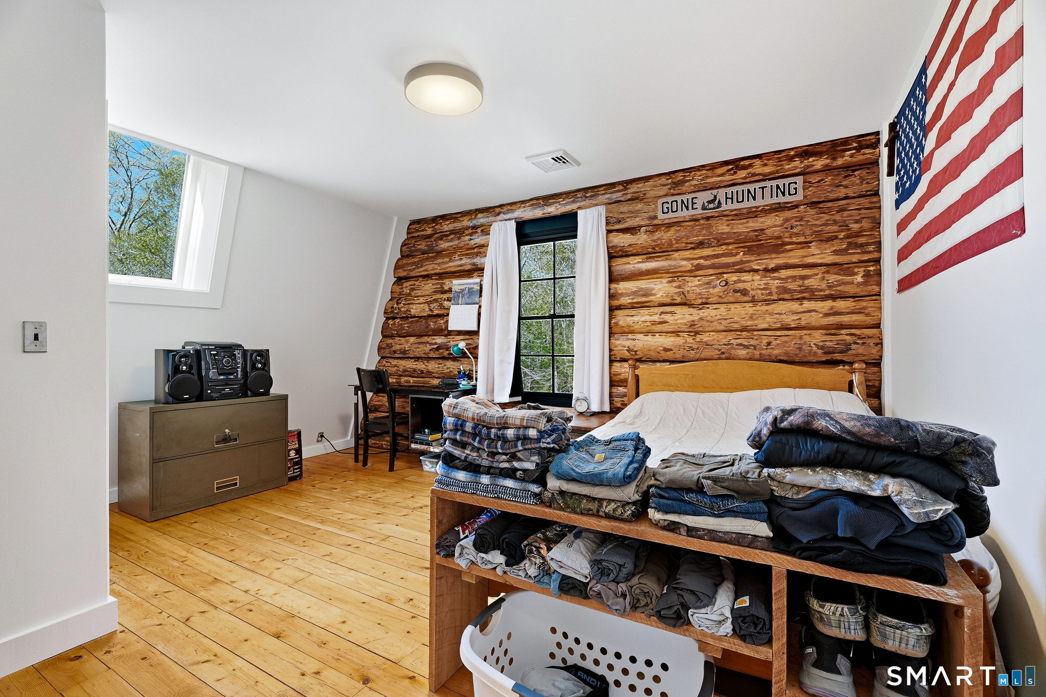 61 Mystic Road North Stonington CT 06359