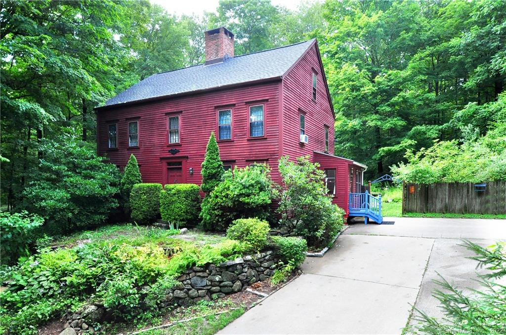 20 Arch Bridge Road Bethlehem CT 06751