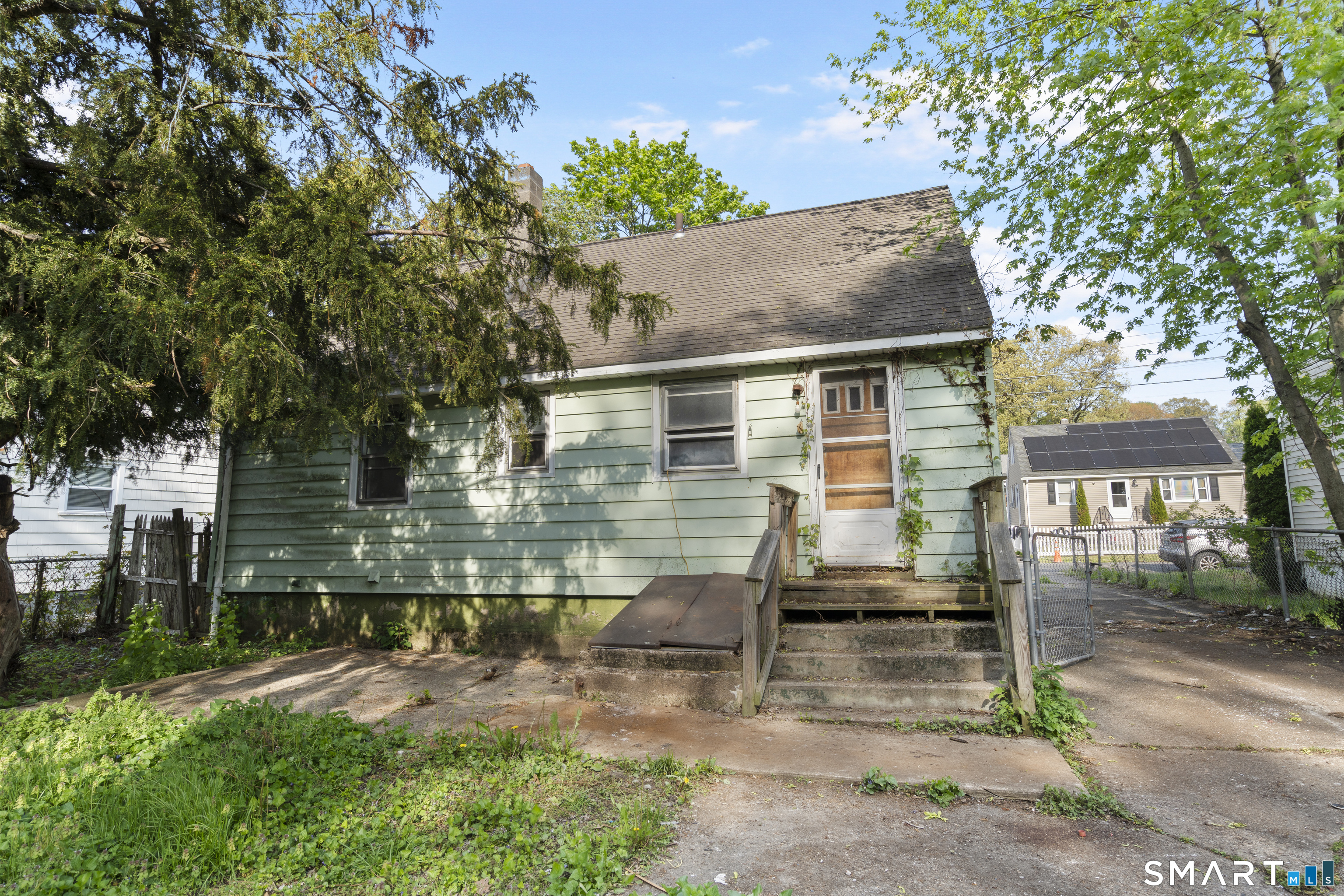 75 Brookside Avenue Bridgeport CT 06606