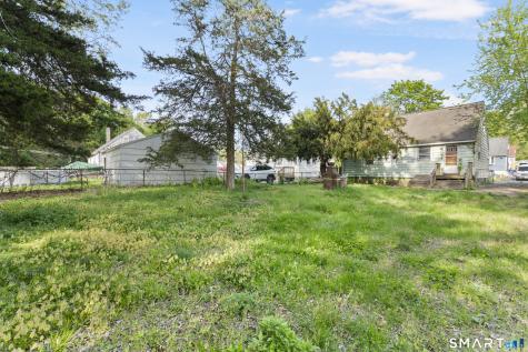 75 Brookside Avenue Bridgeport CT 06606