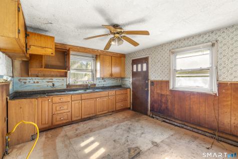 75 Brookside Avenue Bridgeport CT 06606