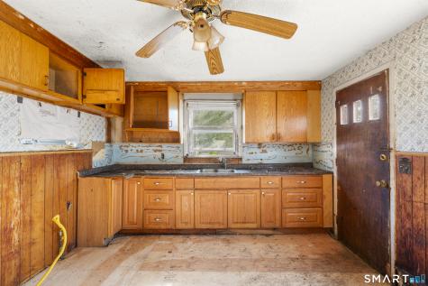 75 Brookside Avenue Bridgeport CT 06606
