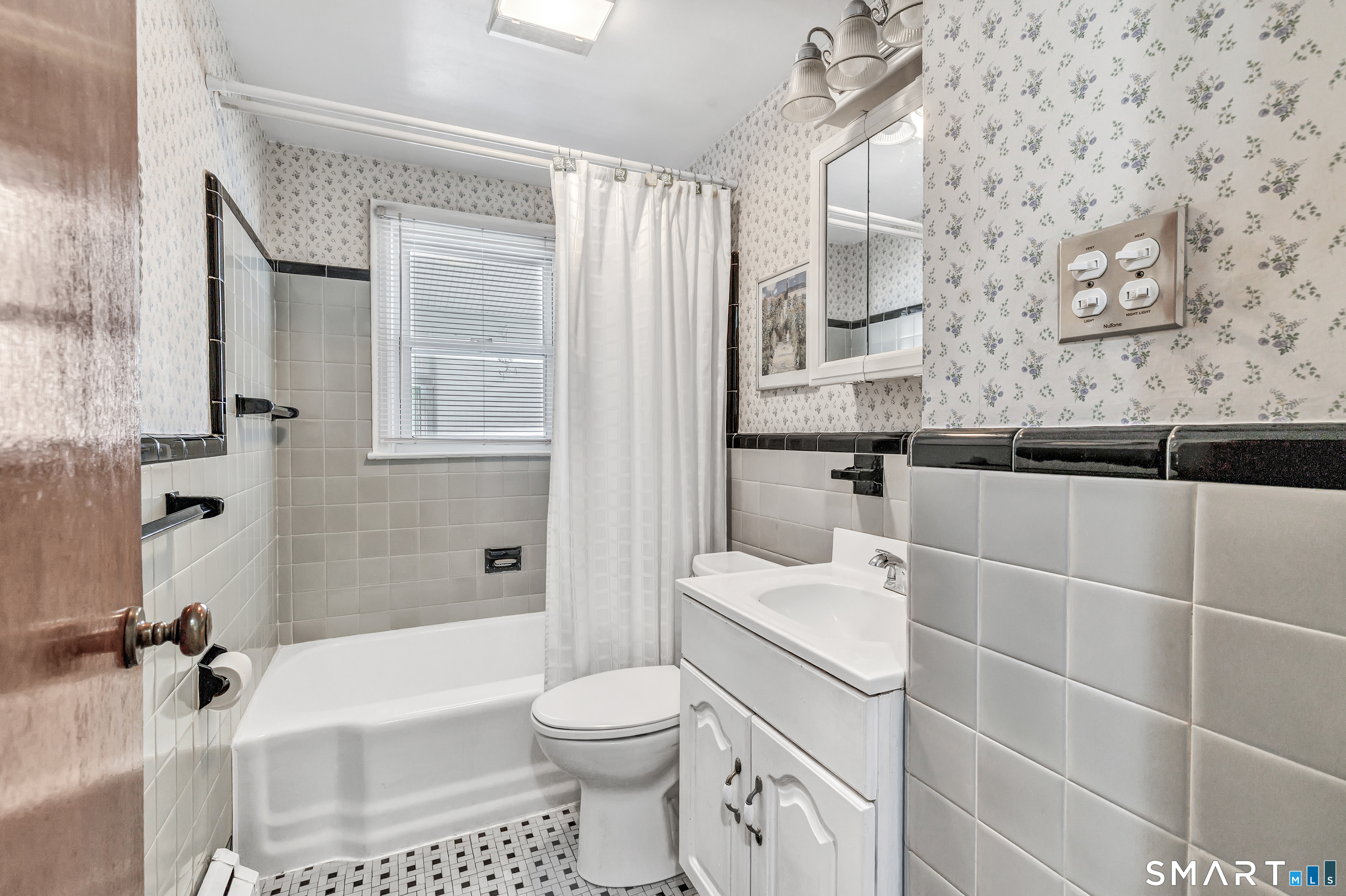 18 Peck Street Milford CT 06460