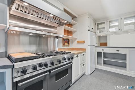 14 Jeralds Avenue Wallingford CT 06492