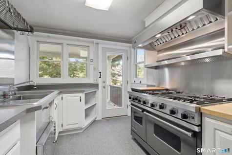 14 Jeralds Avenue Wallingford CT 06492