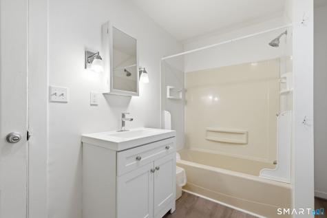 14 Jeralds Avenue Wallingford CT 06492
