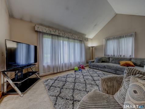 33 Habitat Lane Bloomfield CT 06002
