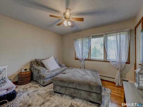 33 Habitat Lane Bloomfield CT 06002