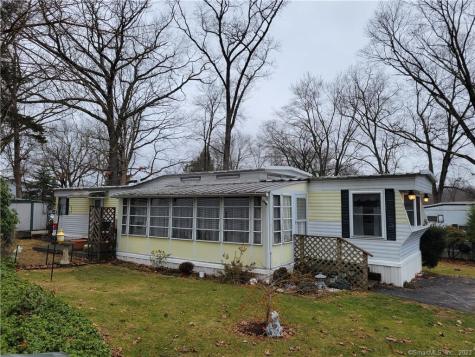 37 Twin Oaks Lane Danbury CT 06811