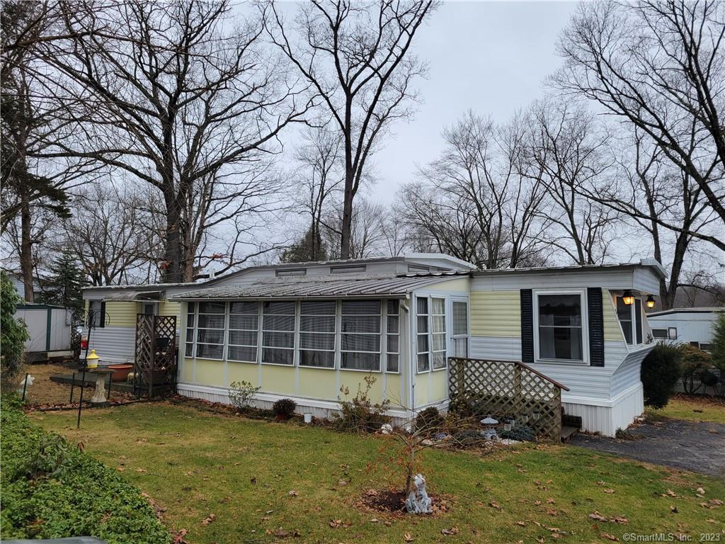 37 Twin Oaks Lane Danbury CT 06811