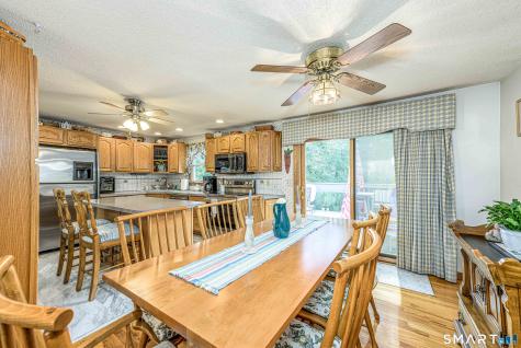 41 Rainbow Court Hamden CT 06514