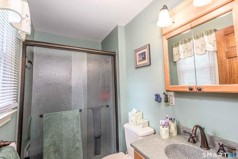 41 Rainbow Court Hamden CT 06514