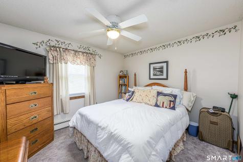 41 Rainbow Court Hamden CT 06514