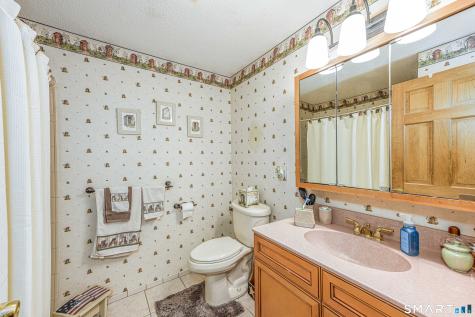 41 Rainbow Court Hamden CT 06514