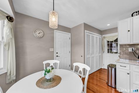 18 Carriage Drive Burlington CT 06013