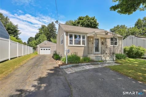 13 Predem Road Bristol CT 06010