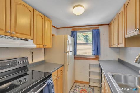 13 Predem Road Bristol CT 06010