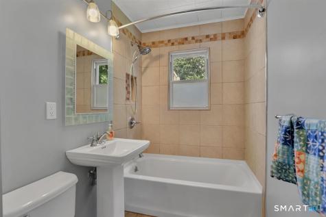 13 Predem Road Bristol CT 06010
