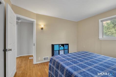 13 Predem Road Bristol CT 06010