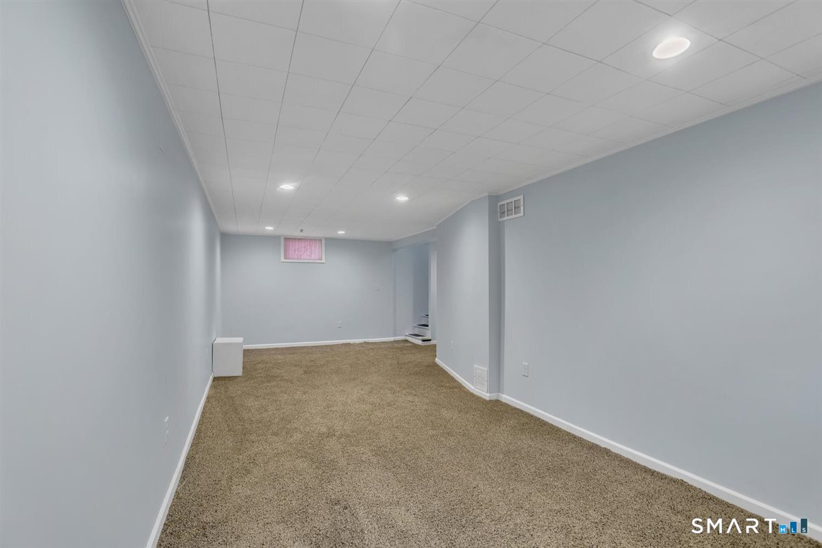 13 Predem Road Bristol CT 06010
