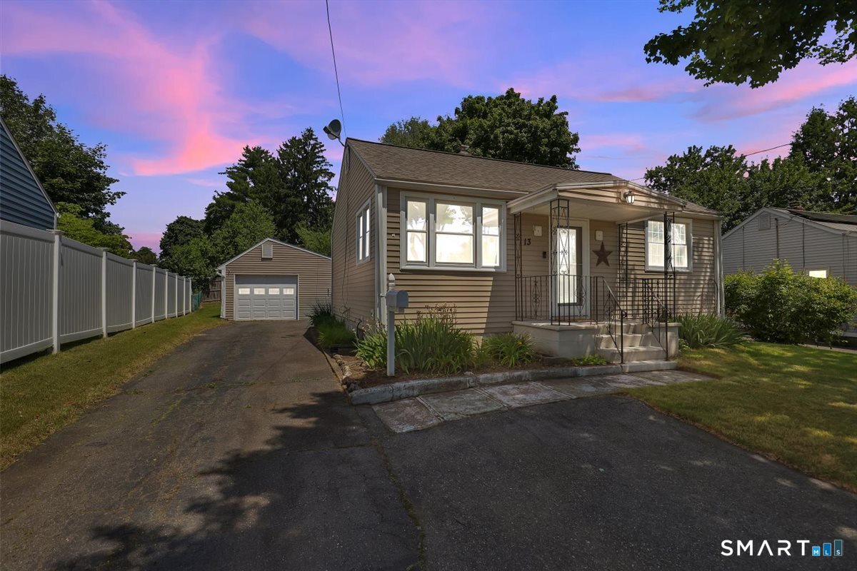 13 Predem Road Bristol CT 06010
