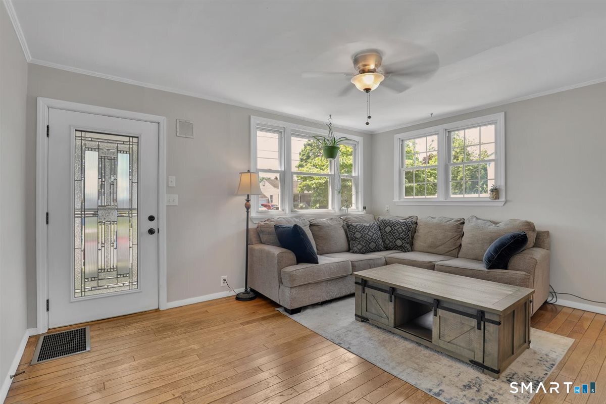 13 Predem Road Bristol CT 06010