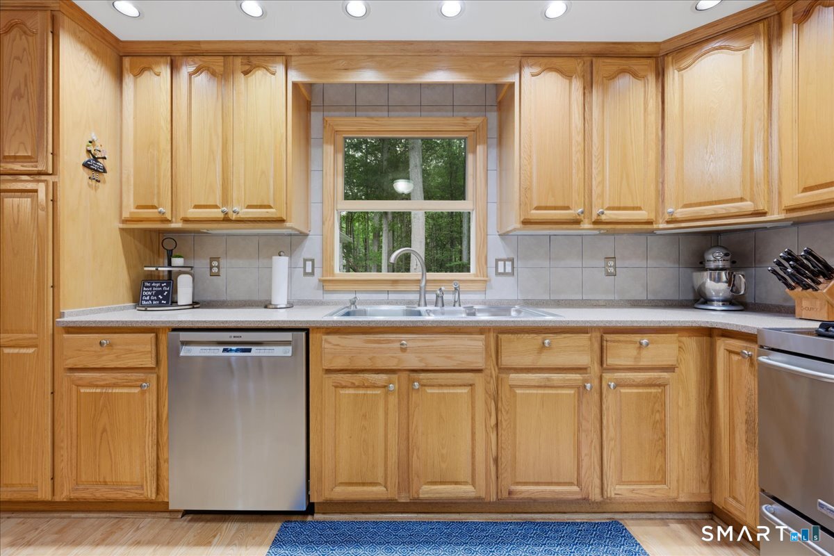 59 Partridge Hollow Road Ledyard CT 06335