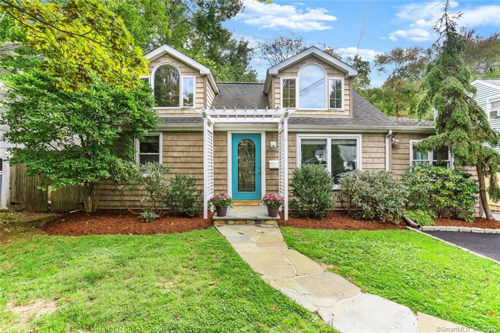 44 Sleepy Hollow Lane Stamford CT 06907