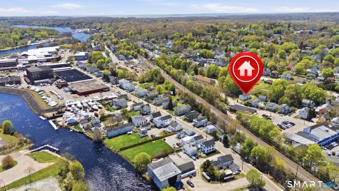 21 Chase Street Stonington CT 06379