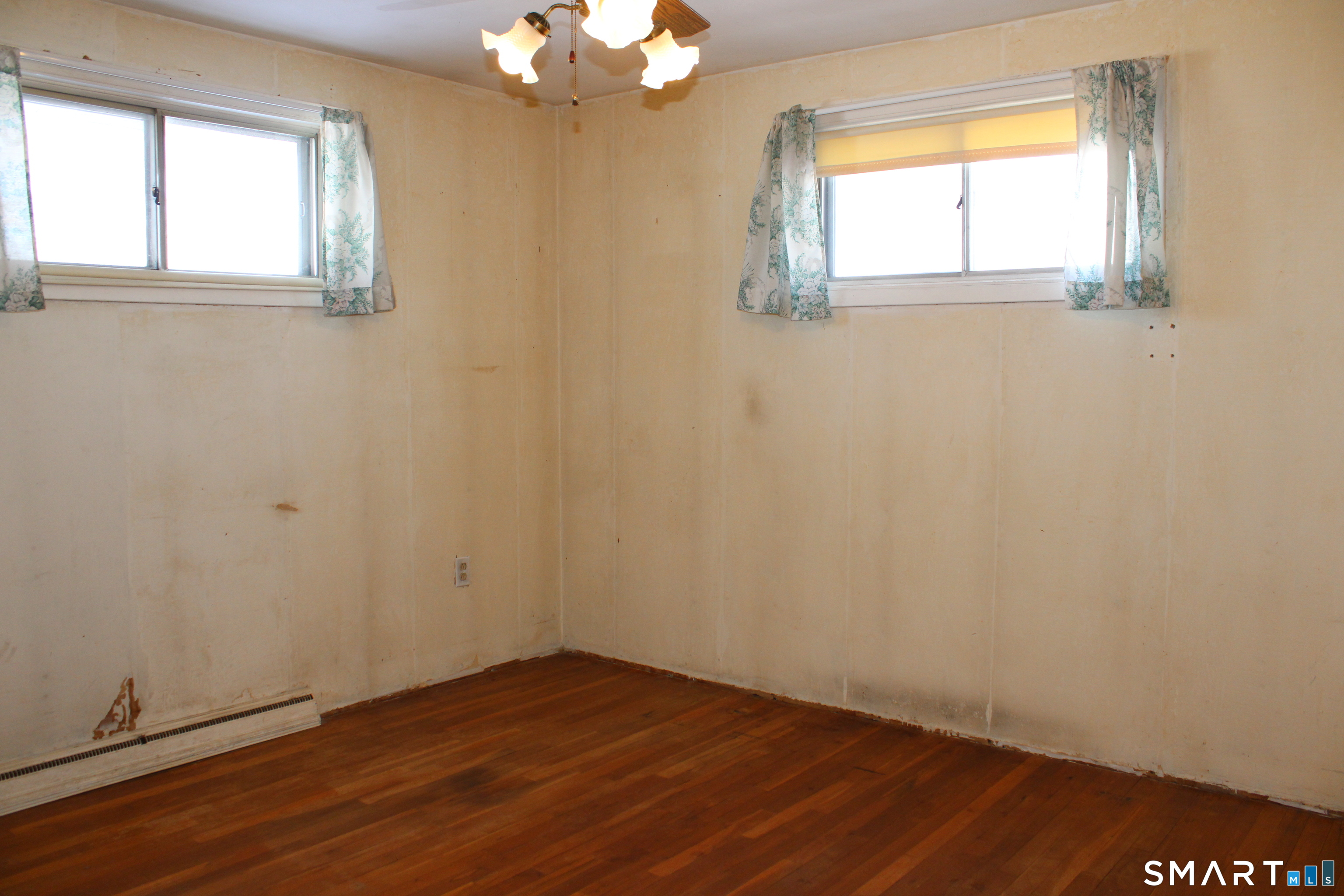 4 Marshall Drive Enfield CT 06082