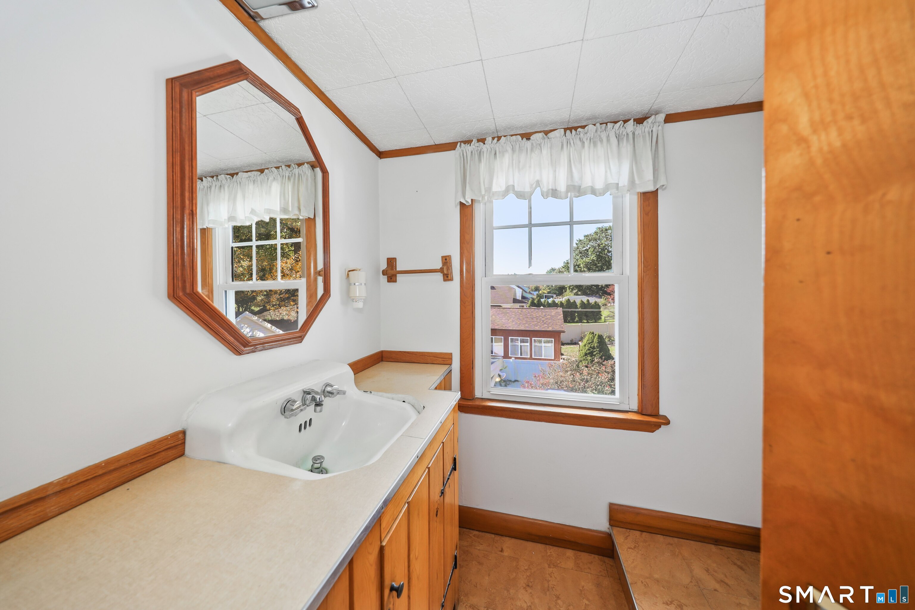 249 Montoe Road Waterbury CT 06704