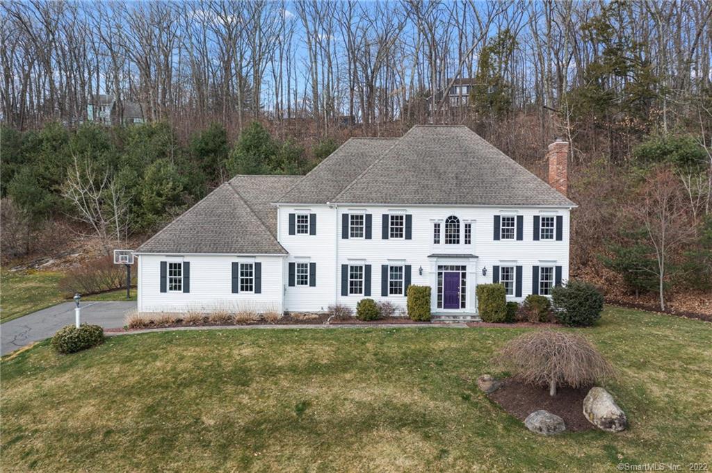 27 Devonshire Court Avon CT 06001