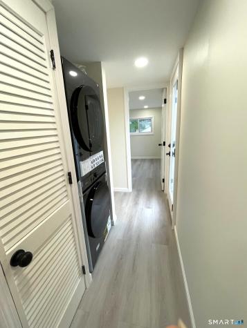 1042 Poquonnock Road Groton CT 06340