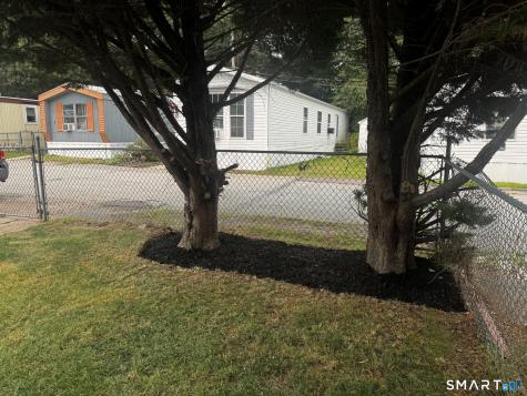 1042 Poquonnock Road Groton CT 06340