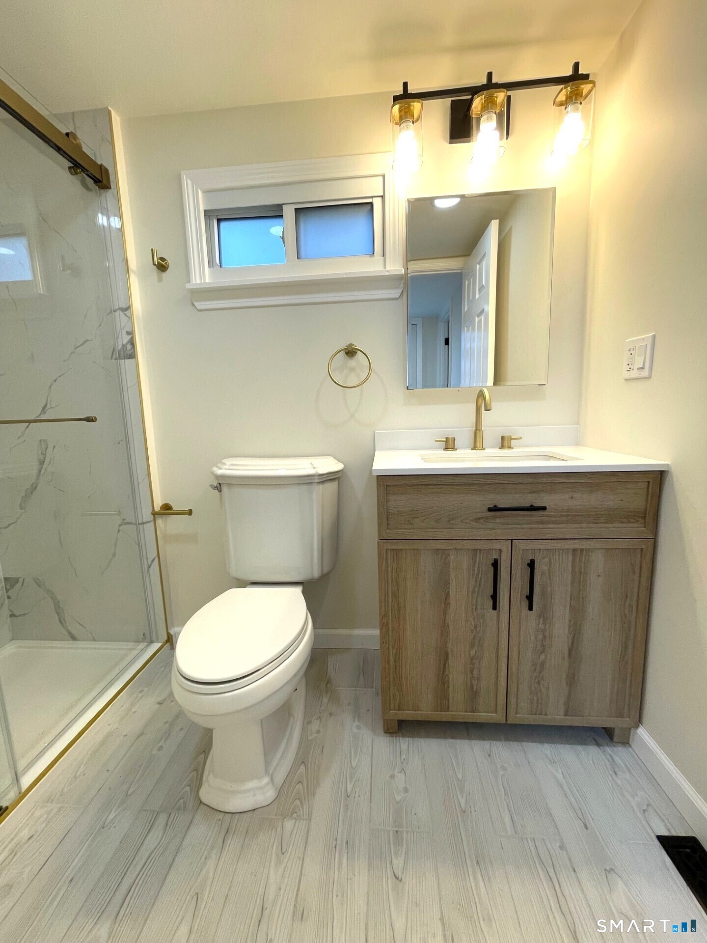 1042 Poquonnock Road Groton CT 06340