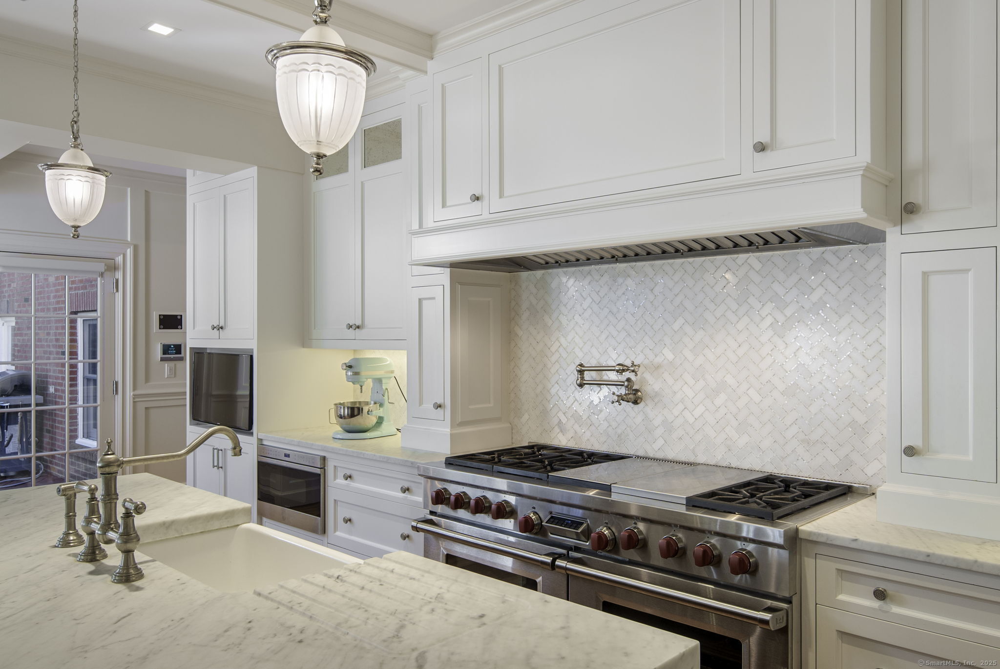 177 Long Close Road Stamford CT 06902