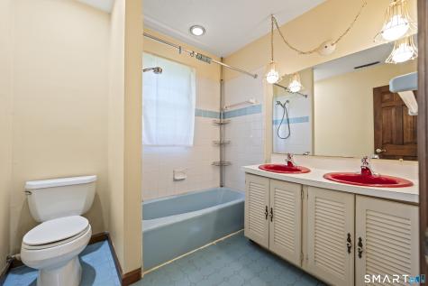 117 Charter Oak Road Southbury CT 06488