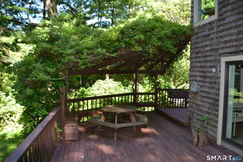 39 Woodhaven Drive Simsbury CT 06070