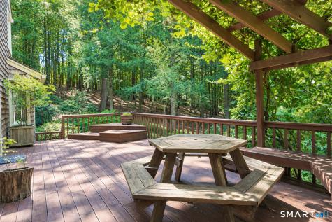 39 Woodhaven Drive Simsbury CT 06070