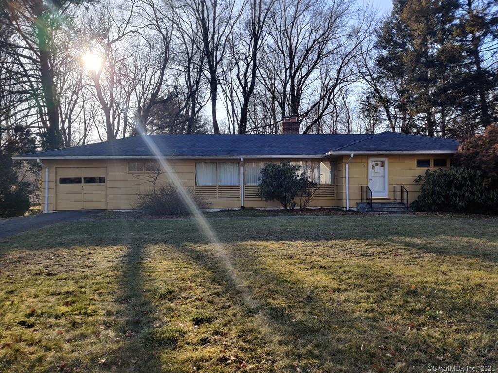 10 Wyndemere Road Bloomfield CT 06002