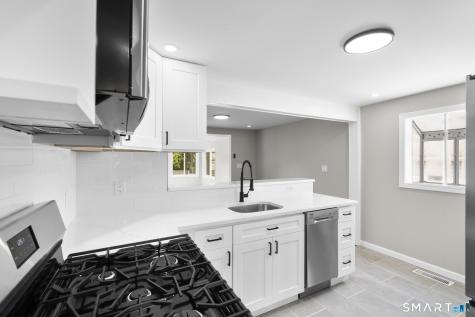42 Butler Road North Haven CT 06473