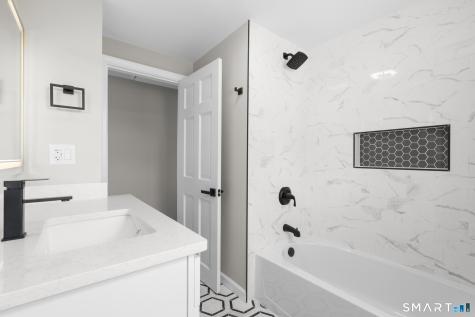 42 Butler Road North Haven CT 06473