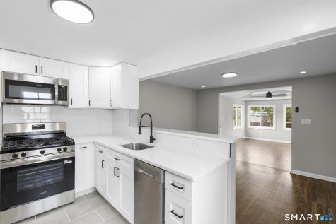 42 Butler Road North Haven CT 06473