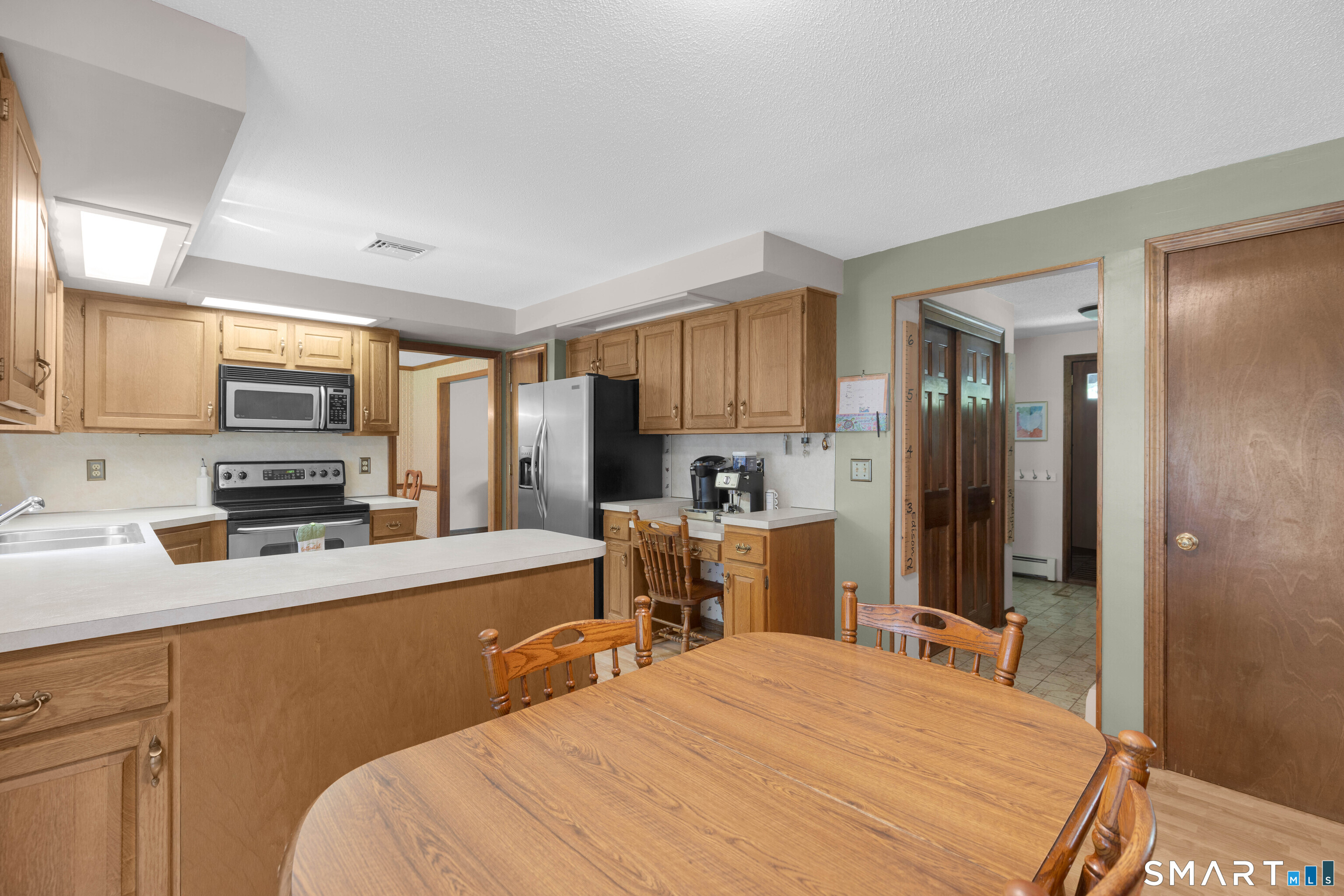 86 Carriage Way Windsor CT 06095