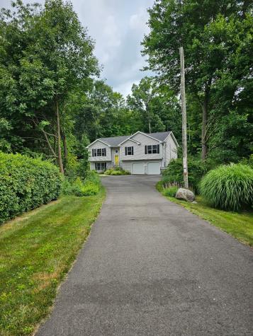 29 Bridle Trail Drive Naugatuck CT 06770
