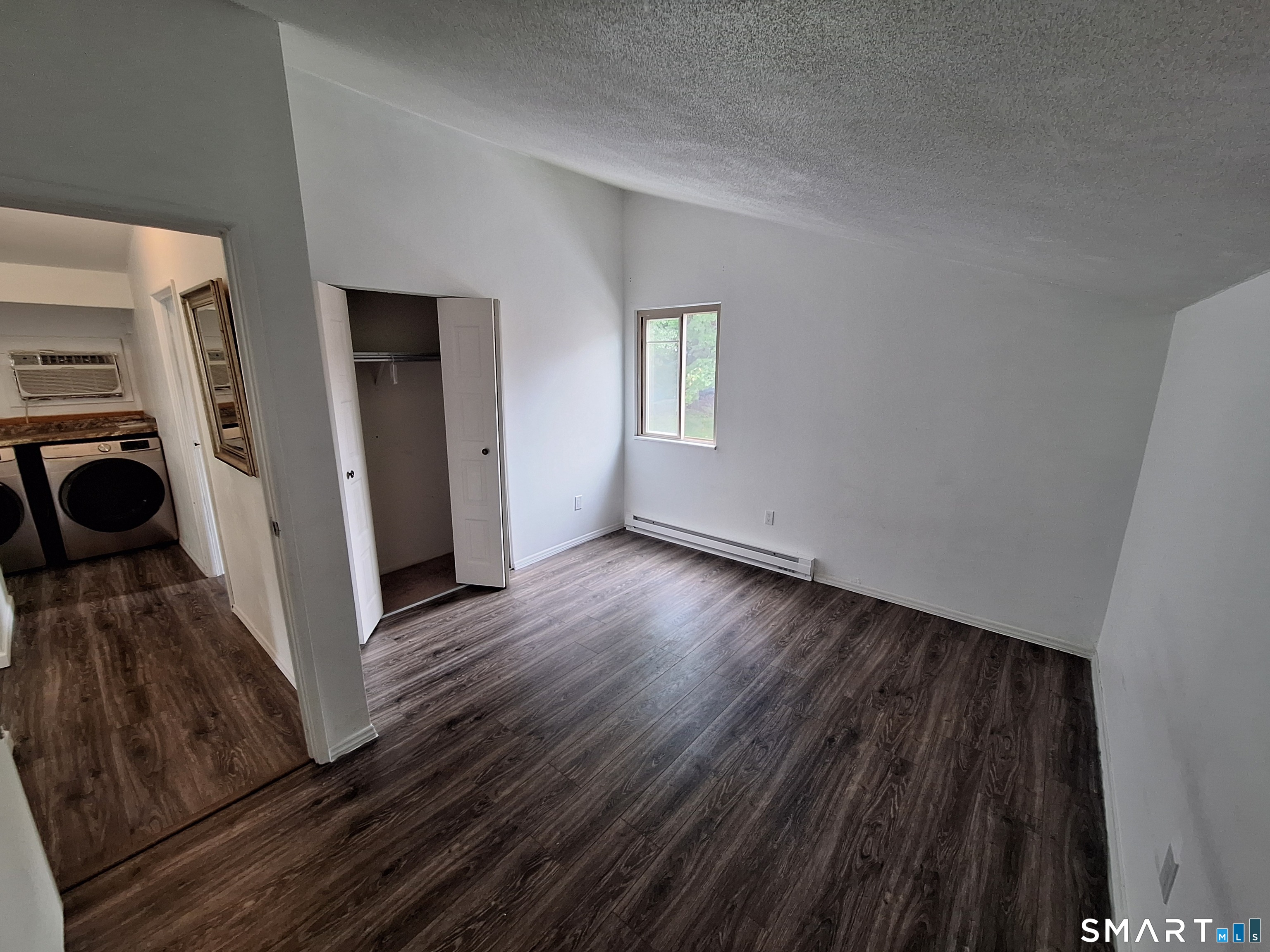 17 East Lake Place Middletown CT 06457